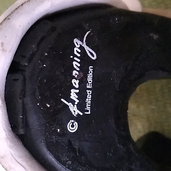 Diana Manning Shelf Sitter Limited Edition Doctor - Picture 9 of 12